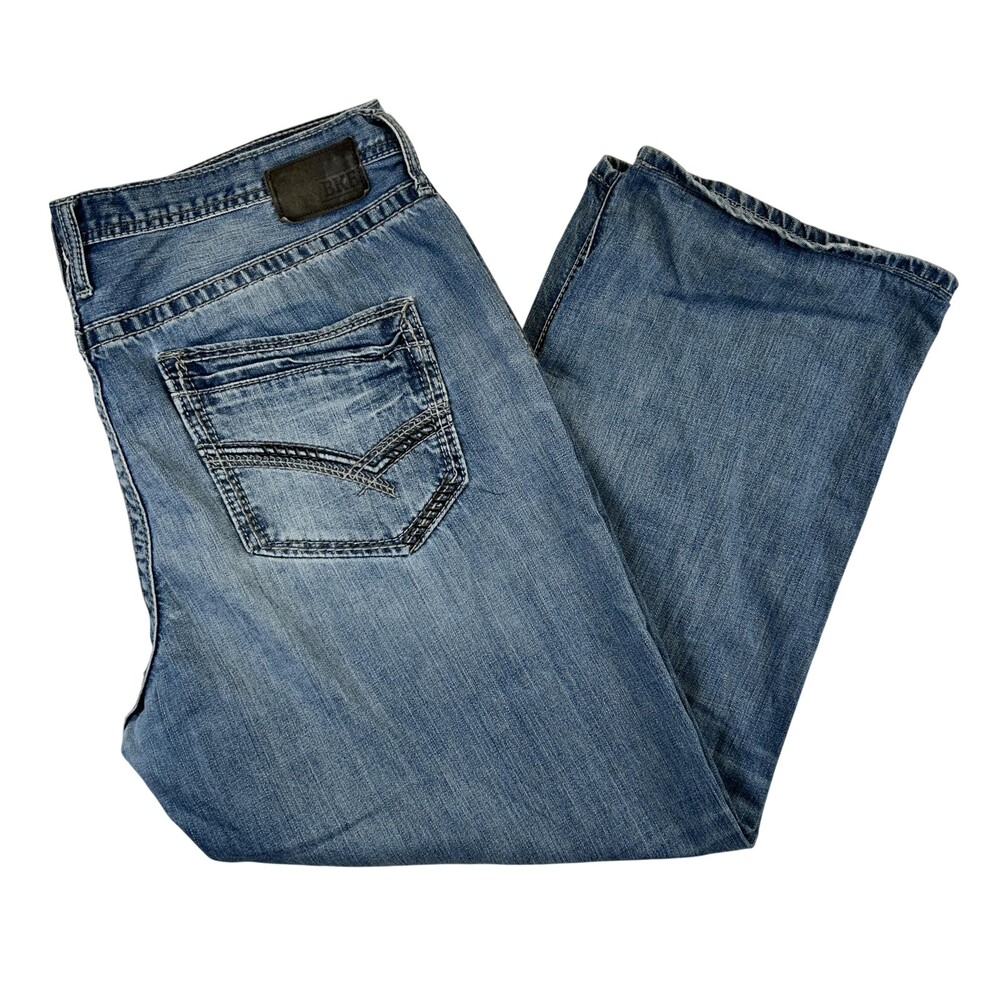 BKE Jeans Mens 42x29 Seth Light Wash Relaxed Straight Distressed Embroidered